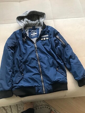 Cocuk montu ikisi birden 25 tl