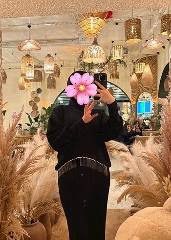 Sıyah eteklı taşlı kazak triko kumaşı - Görsel 2