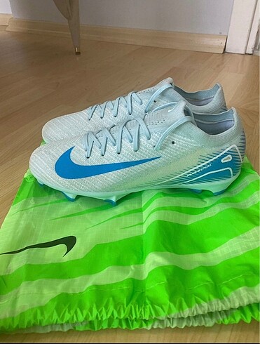 41 Beden Nike krampon