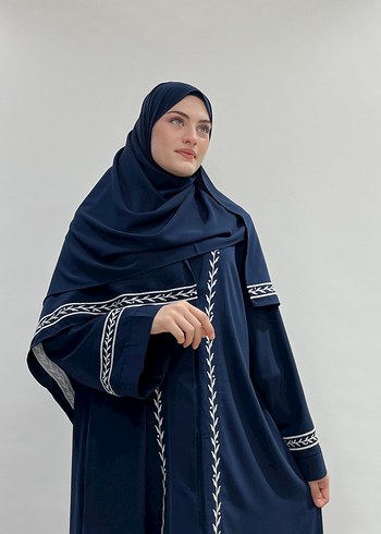 Diğer nakışlı abaya