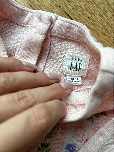 12-18 Ay Beden Gap sweatshirt 12 -18 ay