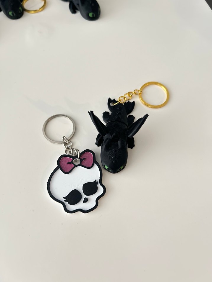 Monster High ve Toothless Anahtarlık - Görsel 2