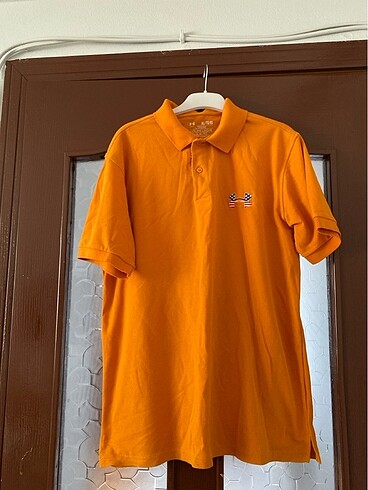 Polo yaka tişört