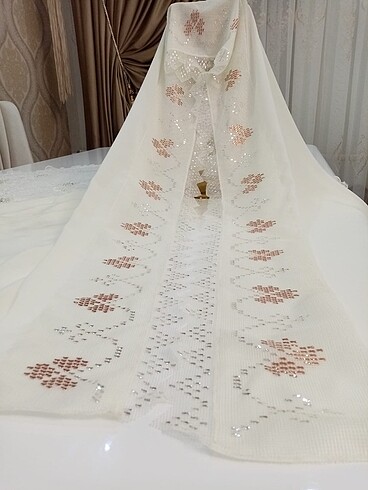 Tel kırma baş örtüsü