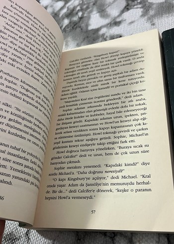 Yürüyen Şato ve Ana Tanrıça Romanları - Görsel 2