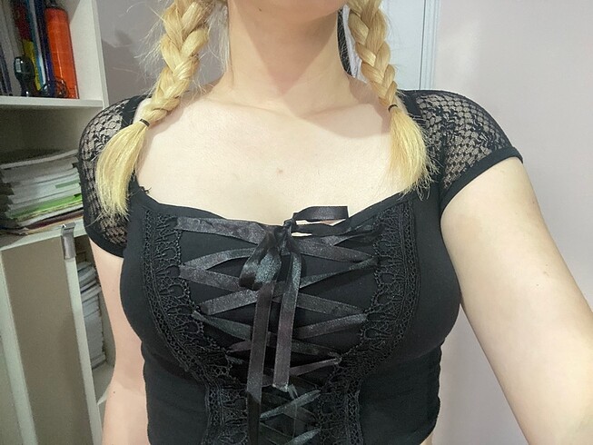 Gothic crop