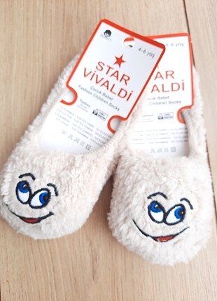 26 Beden 4 -6 Yaş PELUŞ PATİK