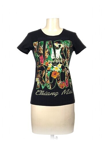 Hard Rock T-shirt %70 İndirimli.