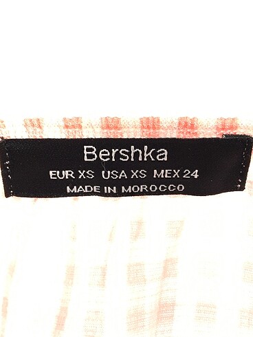 xs Beden çeşitli Renk Bershka Bluz %70 İndirimli.