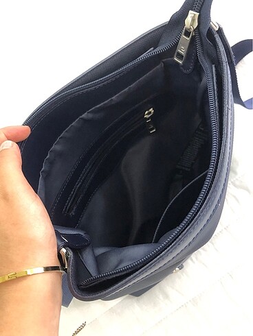  Beden lacivert Renk Pierre cardin çanta