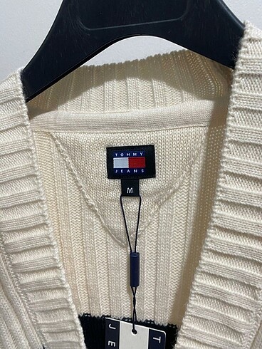 l Beden beyaz Renk TOMMY HIRKA
