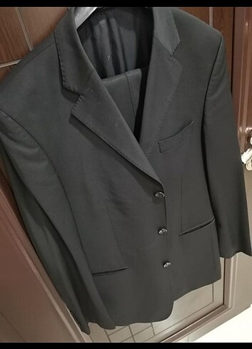 Damat takım elbise