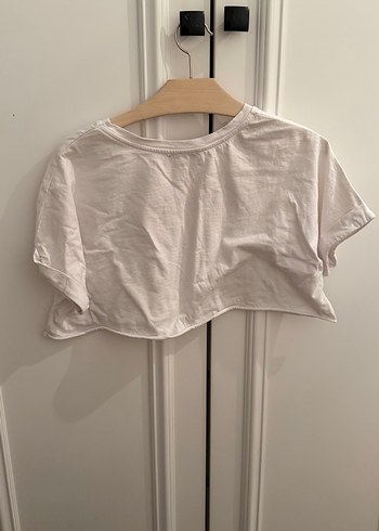 Beyaz Baskılı Crop Tişört - Görsel 3