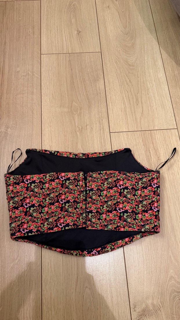 Çiçek Desenli Mini Büstiyer Kadın - Görsel 2