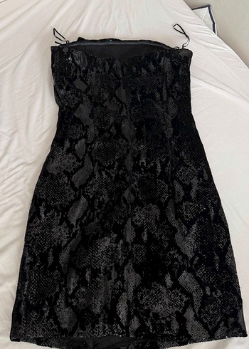 Siyah Drapeli Yılan Desenli Mini Elbise - Görsel 5