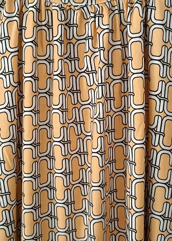 Uzun Sarı Elbise - Görsel 2