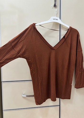 Ambar Kadın Kahverengi V Yaka bluz - Görsel 4