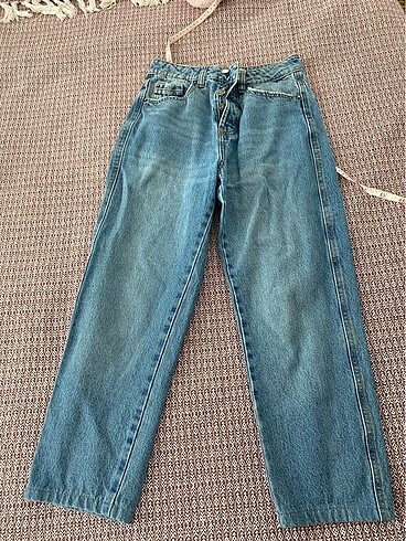 Stradivarius Mom jean