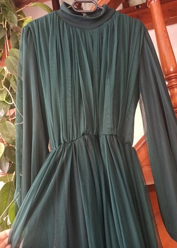 Uzun Kollu, Yüksek Yakalı Yeşil Gotik Elbise - Görsel 2