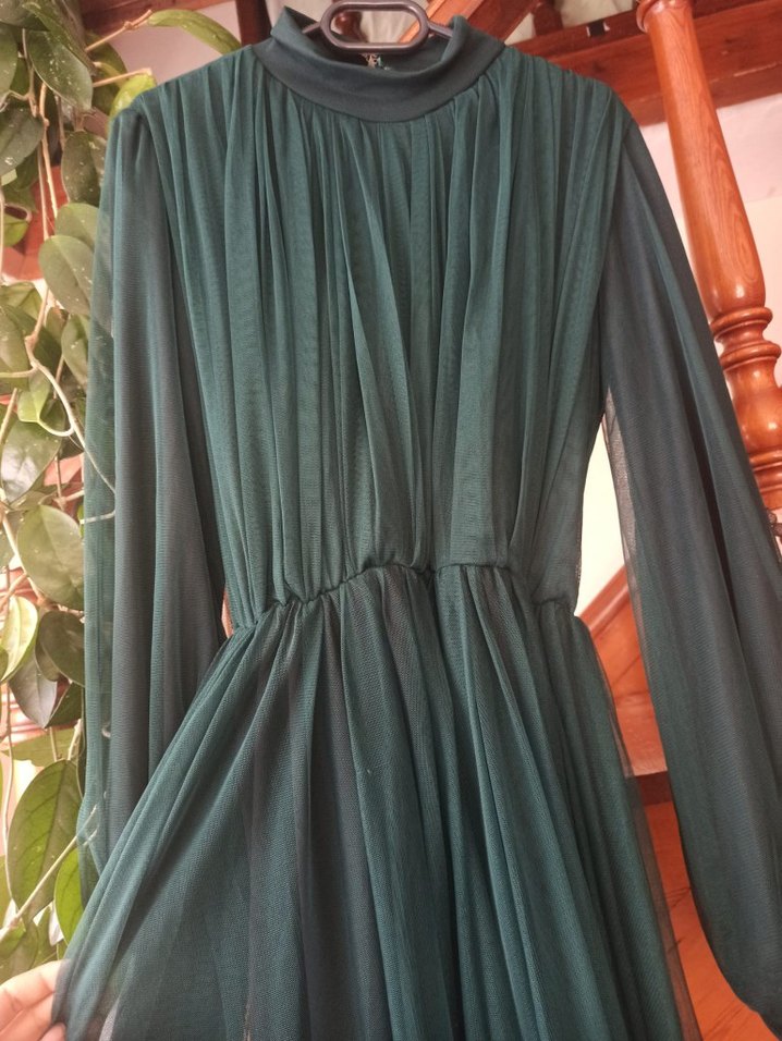 Uzun Kollu, Yüksek Yakalı Yeşil Gotik Elbise - Görsel 2