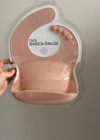 Bej Baskılı Bebek Önlüğü - Görsel 2