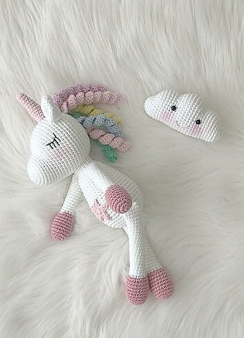 Amigurumi unicorn 