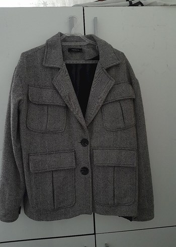 Trendyol & Milla Gri Kısa Kesim Kadın Blazer Ceket Trendyol