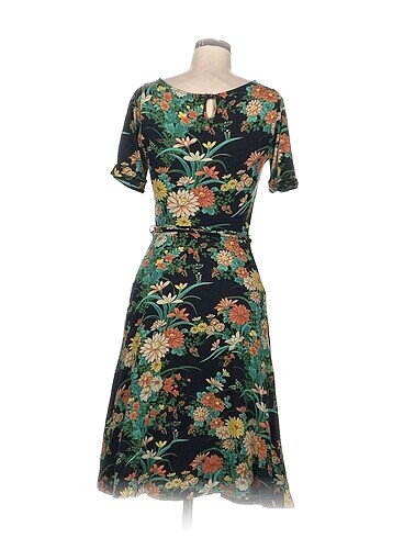 xs Beden Vintage Love Uzun Elbise %70 İndirimli.