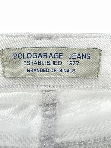 28 Beden beyaz Renk Polo Garage Mini Şort %70 İndirimli.