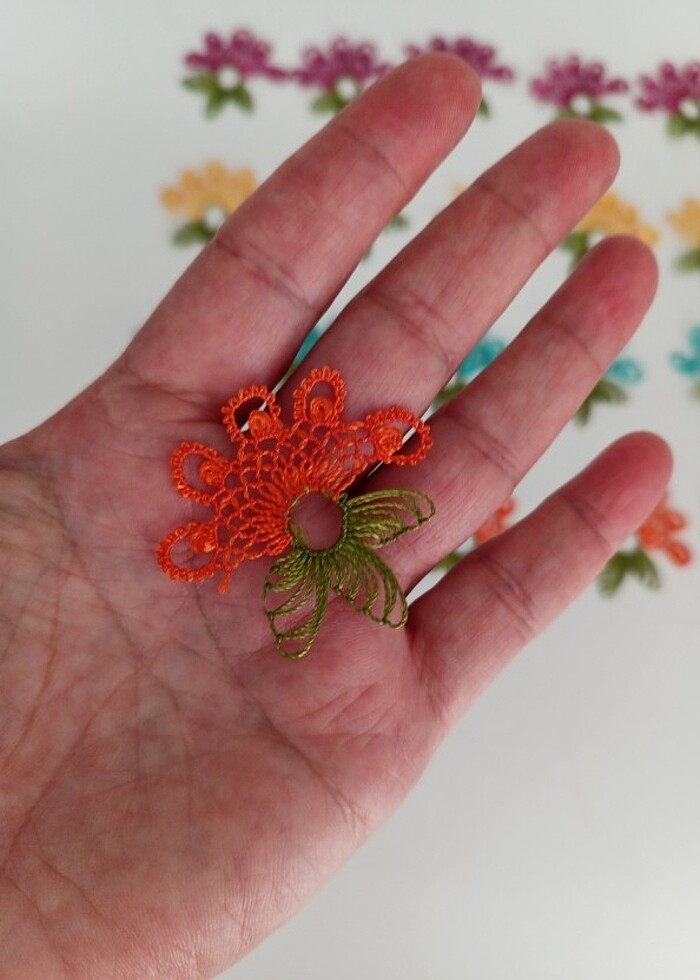 İpe dizili 40 adet iğne oyası - Görsel 2