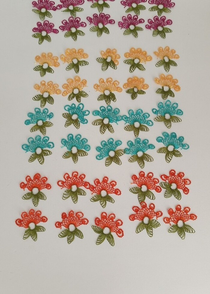 İpe dizili 40 adet iğne oyası - Görsel 3