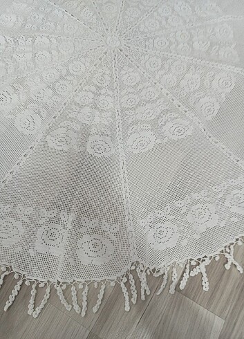 Dantel yuvarlak masa örtüsü - Görsel 3