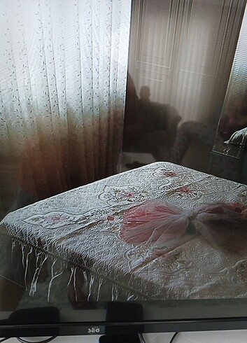 Nakışlı yatak örtüsü  - Görsel 2