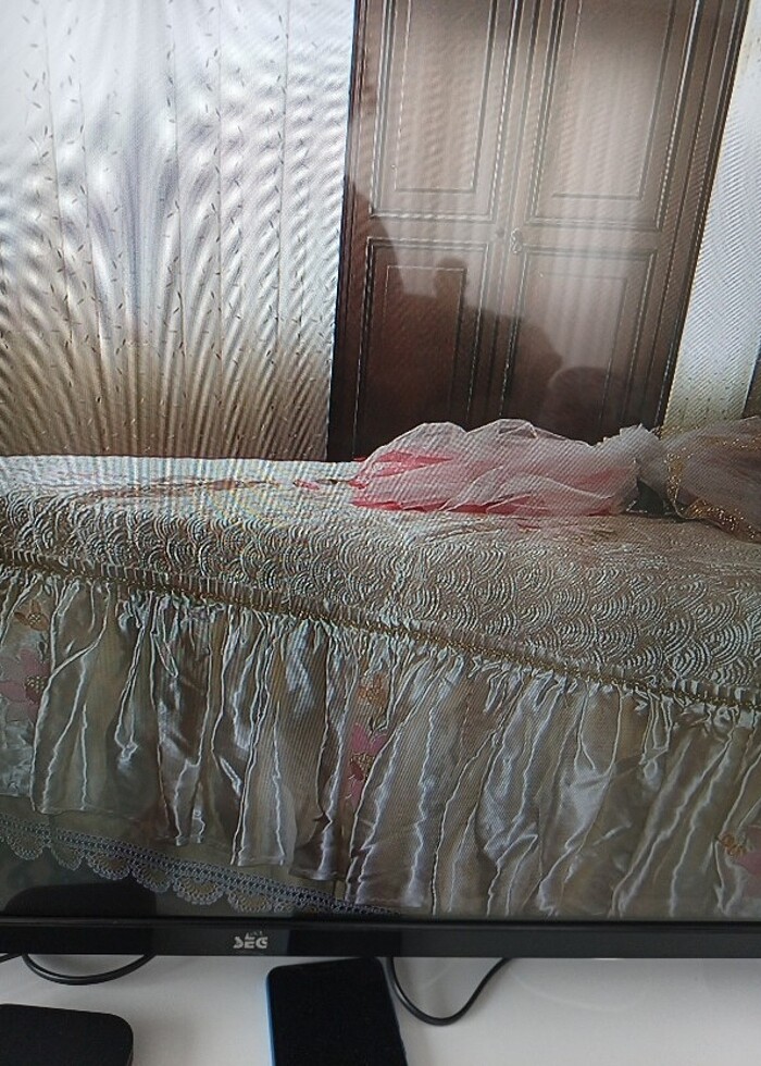 Nakışlı yatak örtüsü  - Görsel 3