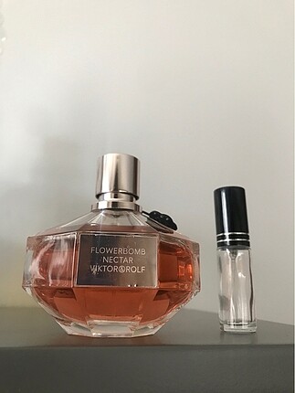 Viktor&Rolf Flowerbomb Nectar 5ml dekant
