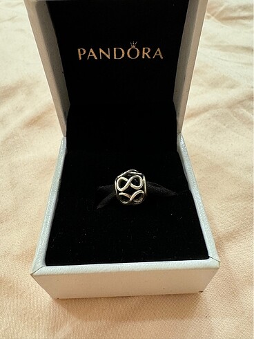 Beden Orijinal Pandora Charm