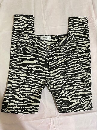 Zebra desenli pantolon