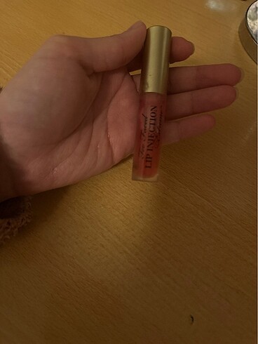 Too faced lip injection extreme