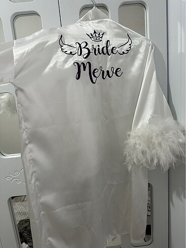 Diğer bride sabahlık merve yazılı