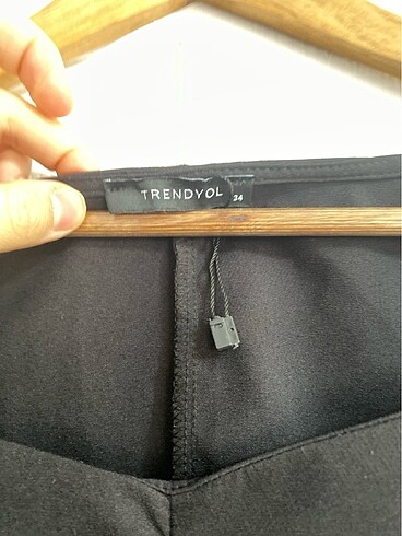 34 Beden siyah Renk Trendyol bluz
