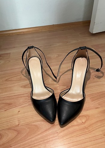 38 Beden siyah Renk Siyah Deri Stiletto Topuklu Kadın Ayakkabı