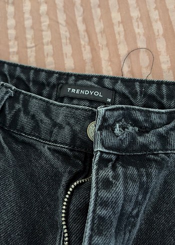 Gri Düğmeli Midi Bol Kesim Kadın Kot Pantolon - Görsel 3