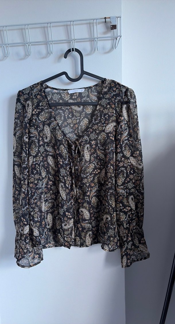 Dantel Detaylı Bohem V Yaka Kadın Bluz - Görsel 3