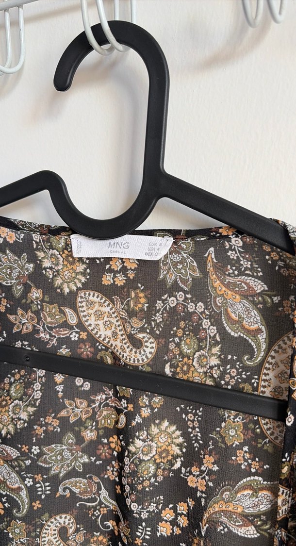 Dantel Detaylı Bohem V Yaka Kadın Bluz - Görsel 2