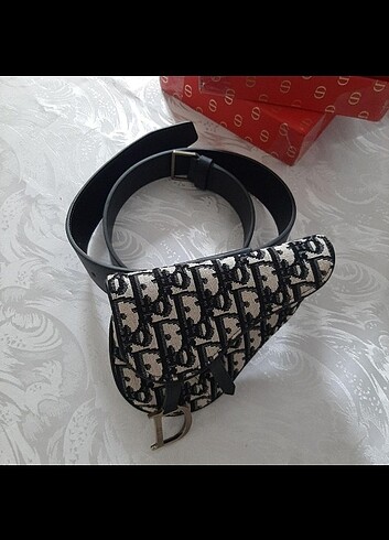  Beden Chrisyian DIOR Bel Çantası 