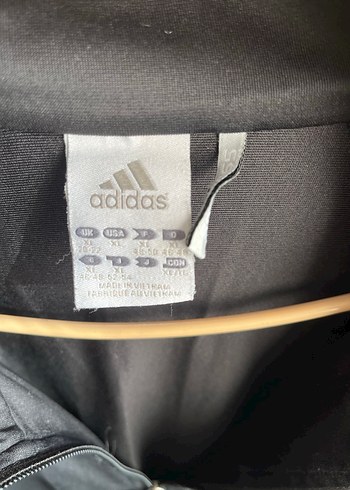 Siyah Fermuarlı Yüksek Yaka Spor Ceket - Görsel 4