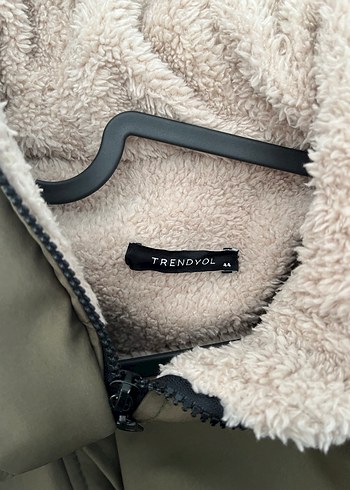 Bej Düğmeli Kadın Midi Ceket - Görsel 3