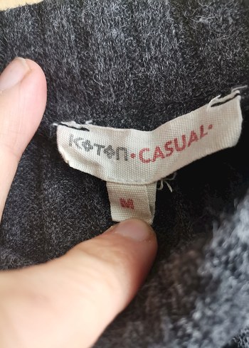 Gri V Yaka Mini Triko Kadın Kazak - Görsel 3