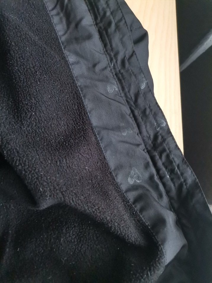 Siyah Kapüşonlu Kadın Kışlık Mont - Görsel 5