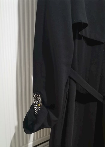 Uzun Siyah Kemerli Kadın ferace - Görsel 3